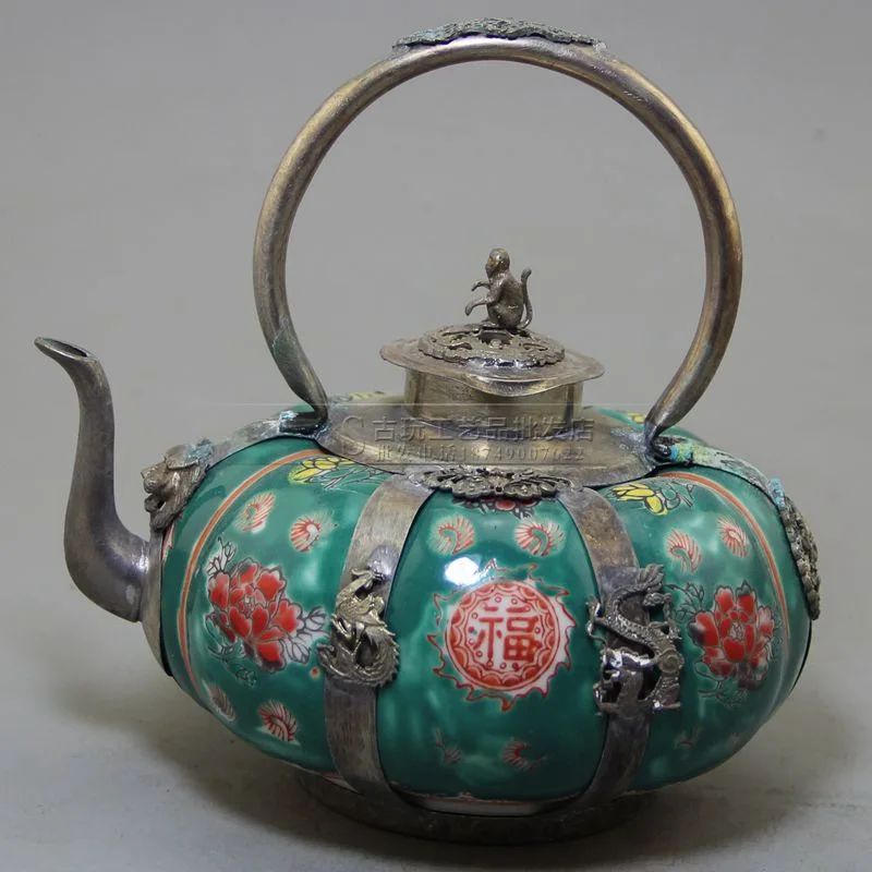 Antique Crafts Factory in Stock Wholesale Collection Decoration Vintage Distressed Green Porcelain Bag Silver Wine Pot Ornaments
Antique Crafts Factory in Stock Wholesale Collection Decoration Vintage Distressed Green Porcelain Bag Silver Wine Pot Ornaments