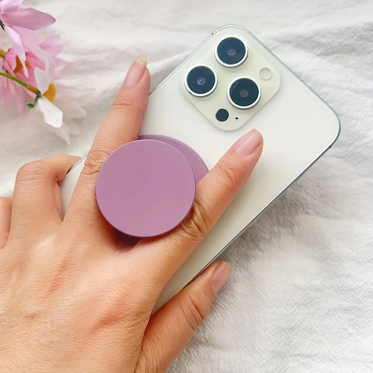 1pc Round Magnetic Air Cushion Stand, Portable Lightweight Foldable Smartphone Ring Holder with Colorful Design,Lazy Selfie Grip
1pc Round Magnetic Air Cushion Stand, Portable Lightweight Foldable Smartphone Ring Holder with Colorful Design,Lazy Selfie Grip