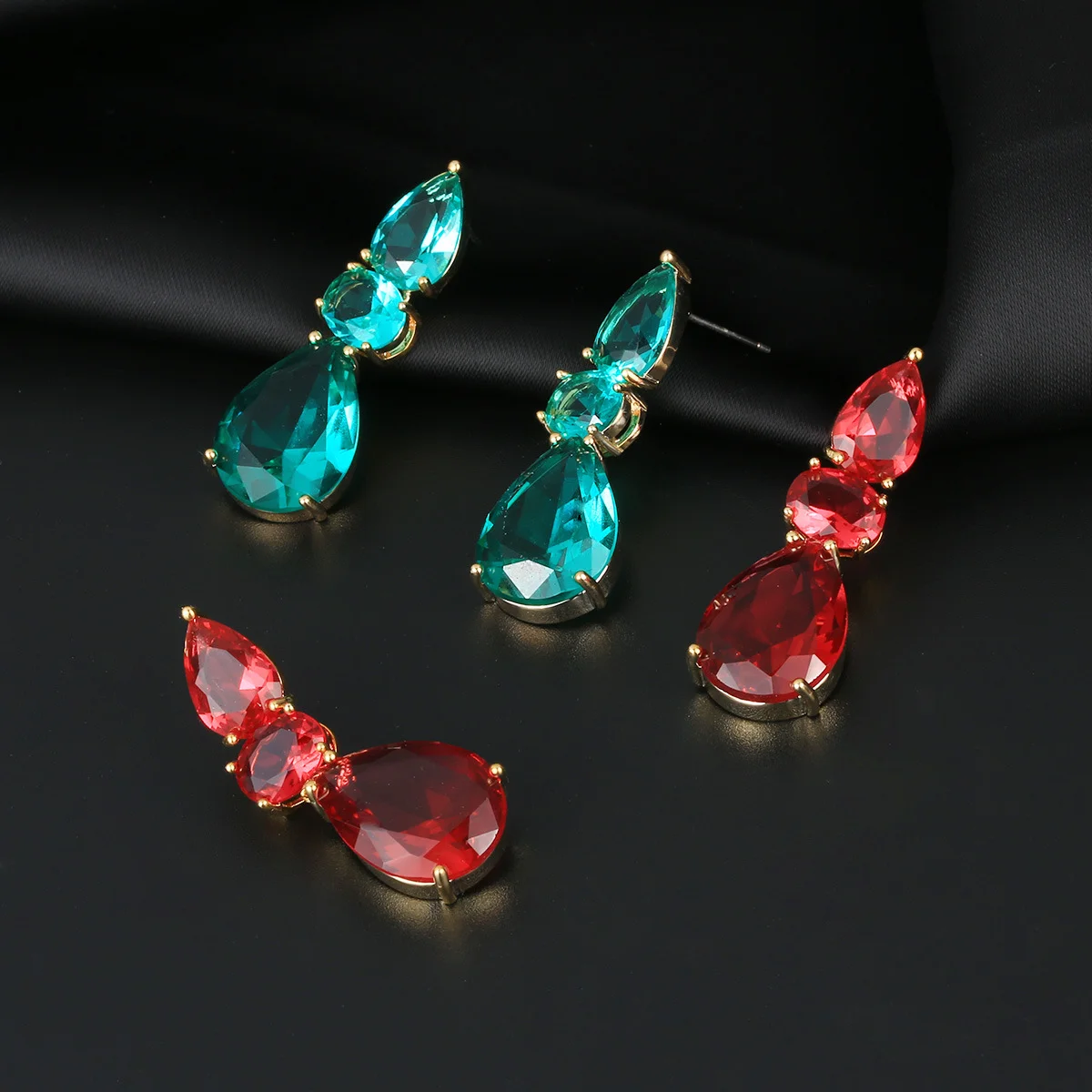 925 Silver Needle Luxury Two Tone Teardrop Drop Earrings, Vibrant Color Block Party Jewelry Gift
925 Silver Needle Luxury Two Tone Teardrop Drop Earrings, Vibrant Color Block Party Jewelry Gift