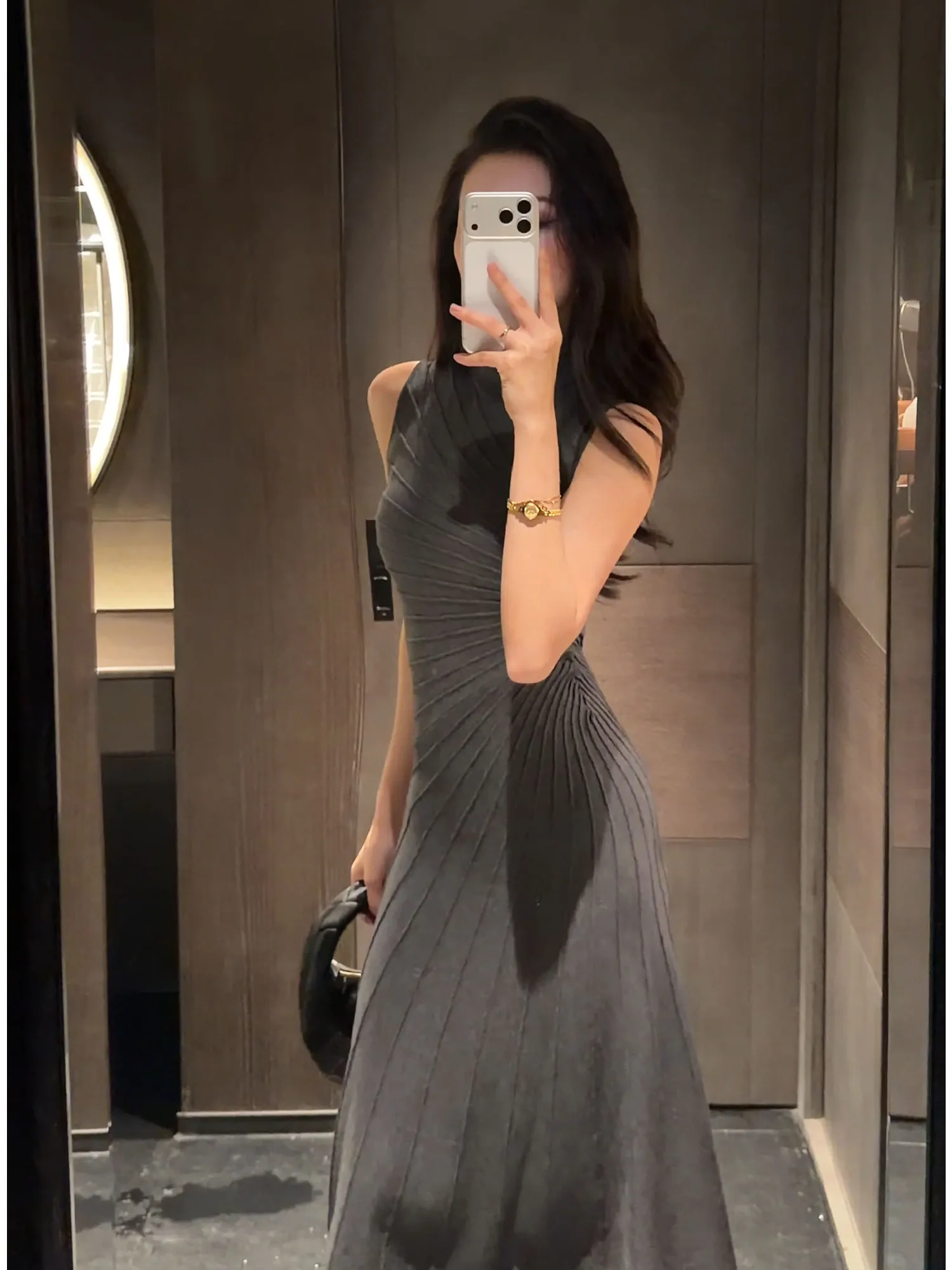 Summer Slimming Shoulder Bared Dress Waist Cinched Textured Asymmetrical Long Women's Dress Sexy Gathered Mid-Thigh Length
Summer Slimming Shoulder Bared Dress Waist Cinched Textured Asymmetrical Long Women's Dress Sexy Gathered Mid-Thigh Length