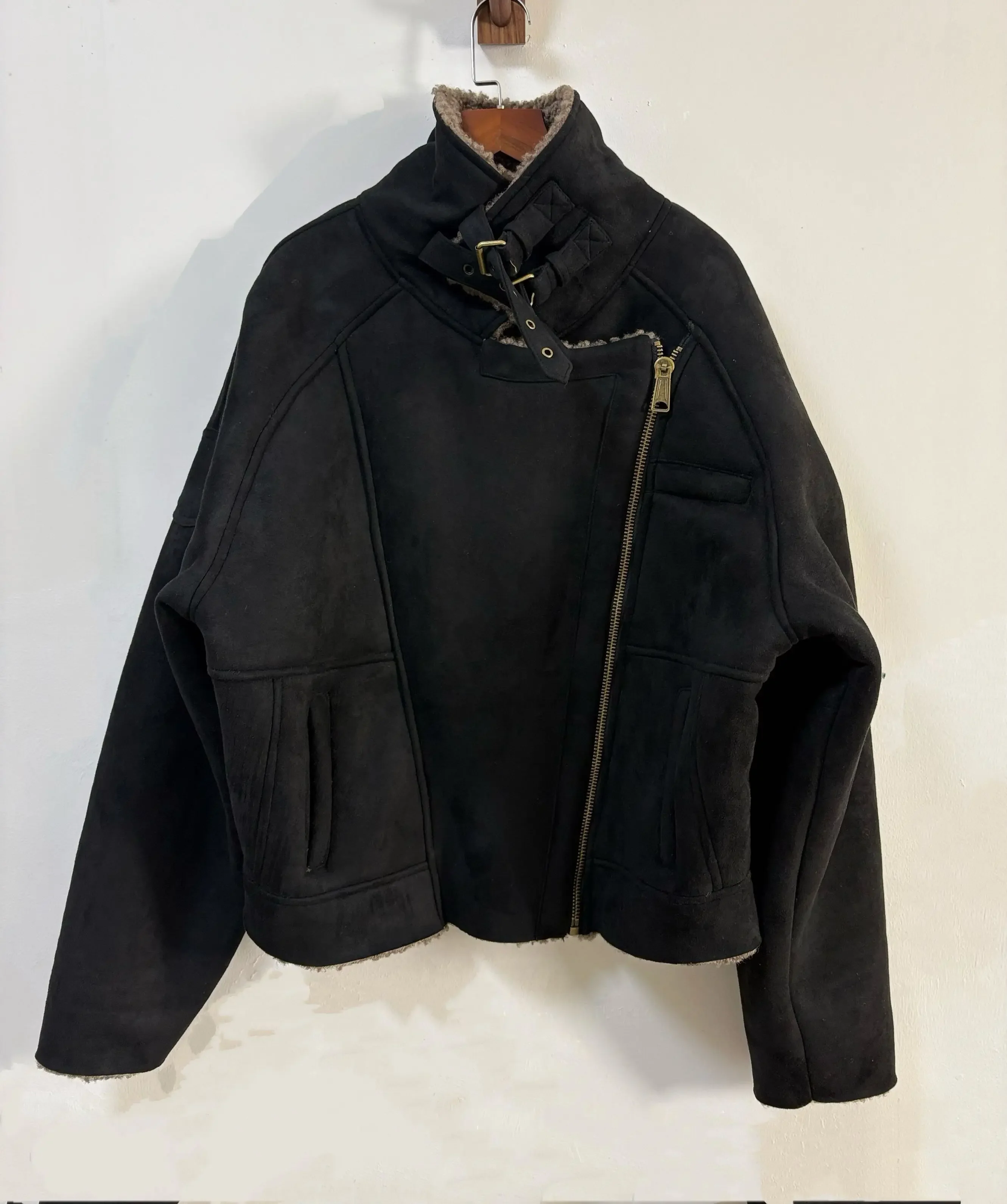 No faith studios heavy duty flying cashmere leather black brown windproof thermal zip jacket
No faith studios heavy duty flying cashmere leather black brown windproof thermal zip jacket
