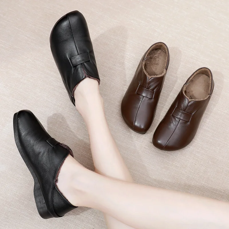 Spring Autumn Fashion Ladies Leather Shoes Flat Bottom Soft Sole Women Shoes Retro Style Low Heel Single Shoes 
Spring Autumn Fashion Ladies Leather Shoes Flat Bottom Soft Sole Women Shoes Retro Style Low Heel Single Shoes
