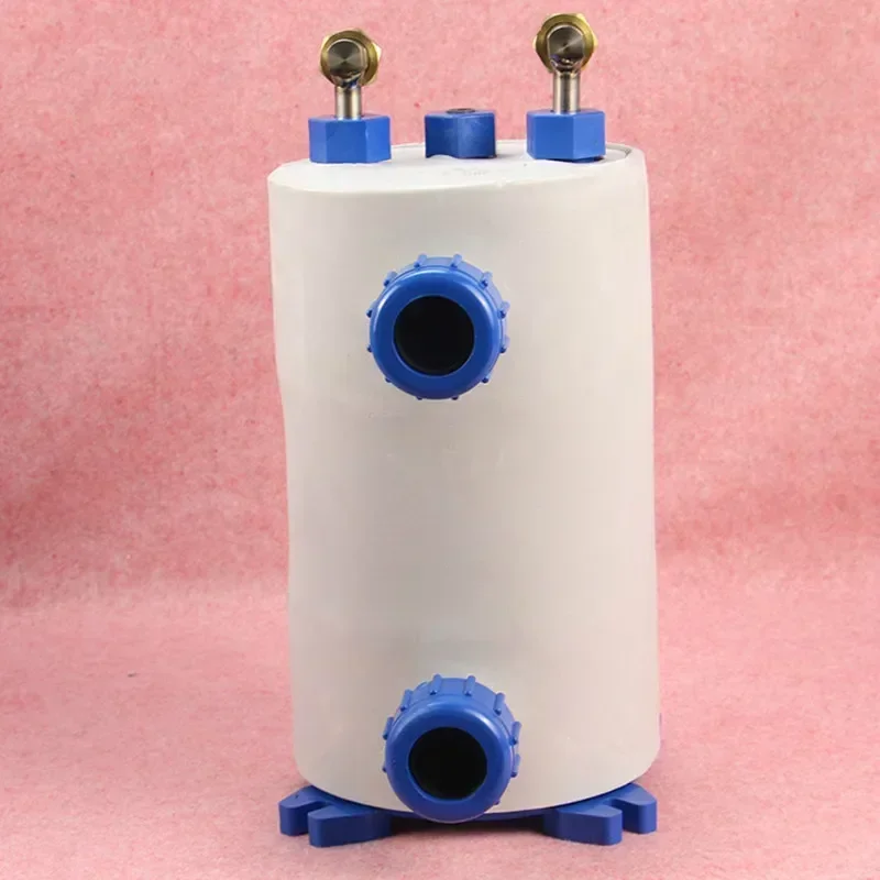 Pure titanium evaporator, small 1.5HP pool cold and warm pure titanium gun, seafood fish pool evaporator.
Pure titanium evaporator, small 1.5HP pool cold and warm pure titanium gun, seafood fish pool evaporator.