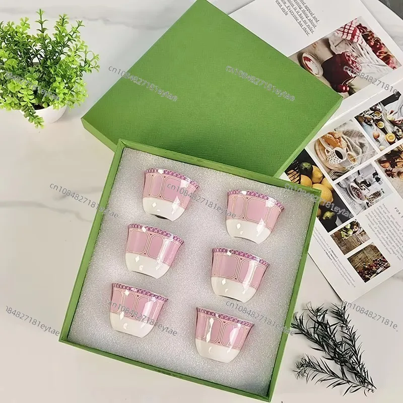 European Light Luxury Colorful 6 Small Teacups, Family Banquet Souvenirs with Gift Box
European Light Luxury Colorful 6 Small Teacups, Family Banquet Souvenirs with Gift Box