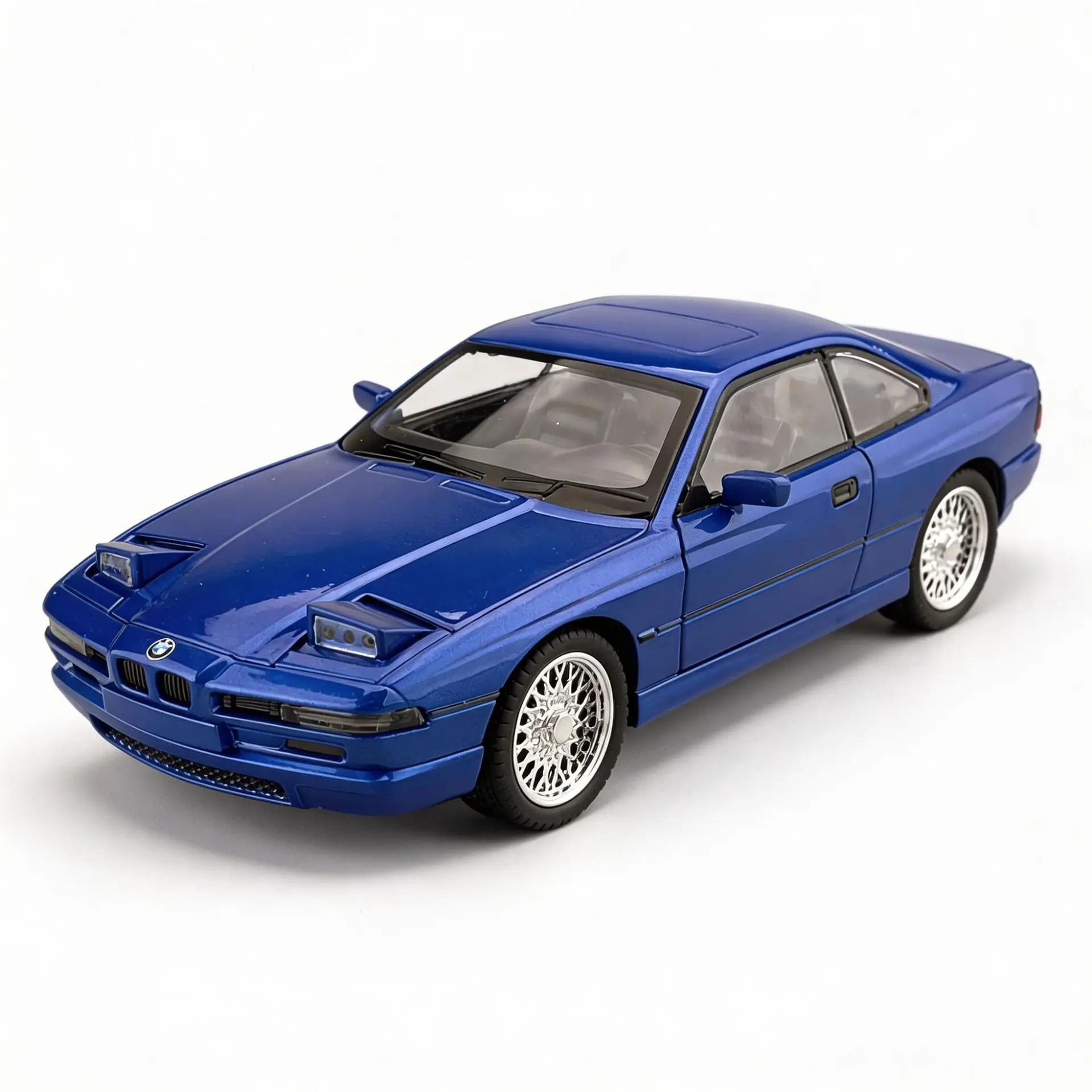Модель спортивного автомобиля 1:24 850 CSI из сплава, имитация ретро-модели, со звуком и светом, игрушечная машинка для детской коллекции, подарок для хобби
Модель спортивного автомобиля 1:24 850 CSI из сплава, имитация ретро-модели, со звуком и светом, игрушечная машинка для детской коллекции, подарок для хобби