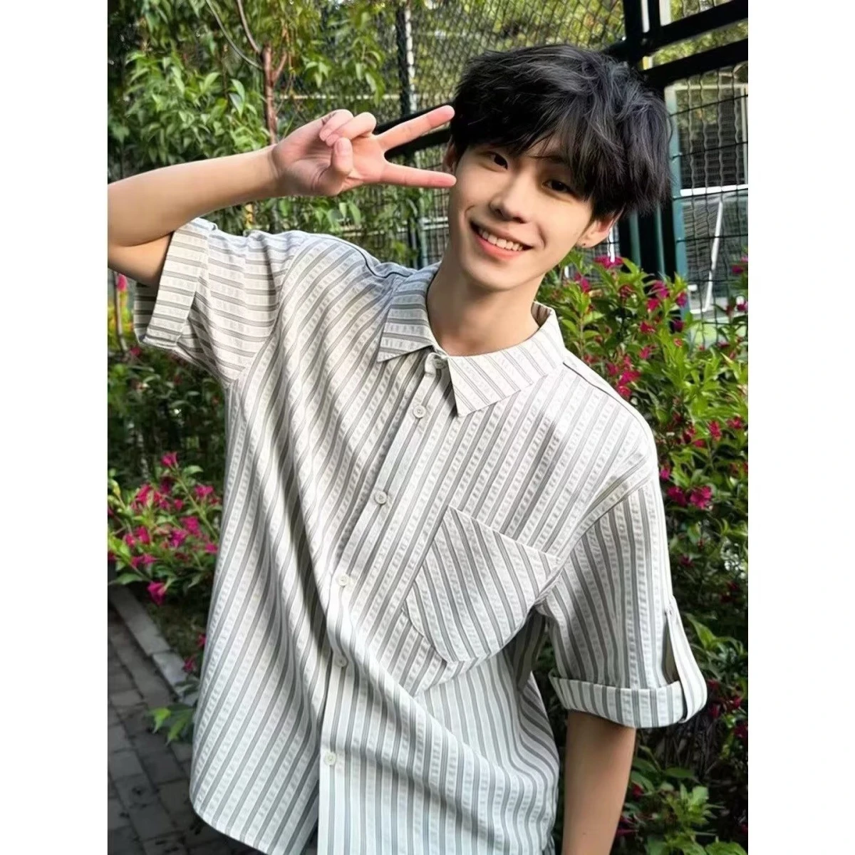 American Retro Striped Short Sleeve Casual Shirt Men's Summer Loose High Intelligence Feeling Shirt Polyester Fiber Standard Fit
American Retro Striped Short Sleeve Casual Shirt Men's Summer Loose High Intelligence Feeling Shirt Polyester Fiber Standard Fit