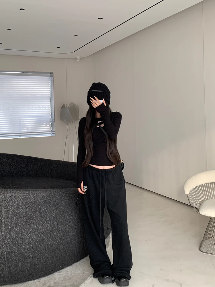 Свободные прямые повседневные брюки для женщин, стильные и удобные широкие спортивные штаны для зимы, комфортные прямые брюки-трубы
Свободные прямые повседневные брюки для женщин, стильные и удобные широкие спортивные штаны для зимы, комфортные прямые брюки-трубы