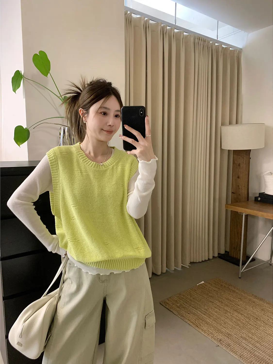 HGHEYGIRL Spring New Loose Design Knitted Sweater Vest Chic All-Match round Neck No-Cuff Cotton Linen Polyester Blend Women's...
HGHEYGIRL Spring New Loose Design Knitted Sweater Vest Chic All-Match round Neck No-Cuff Cotton Linen Polyester Blend Women's...