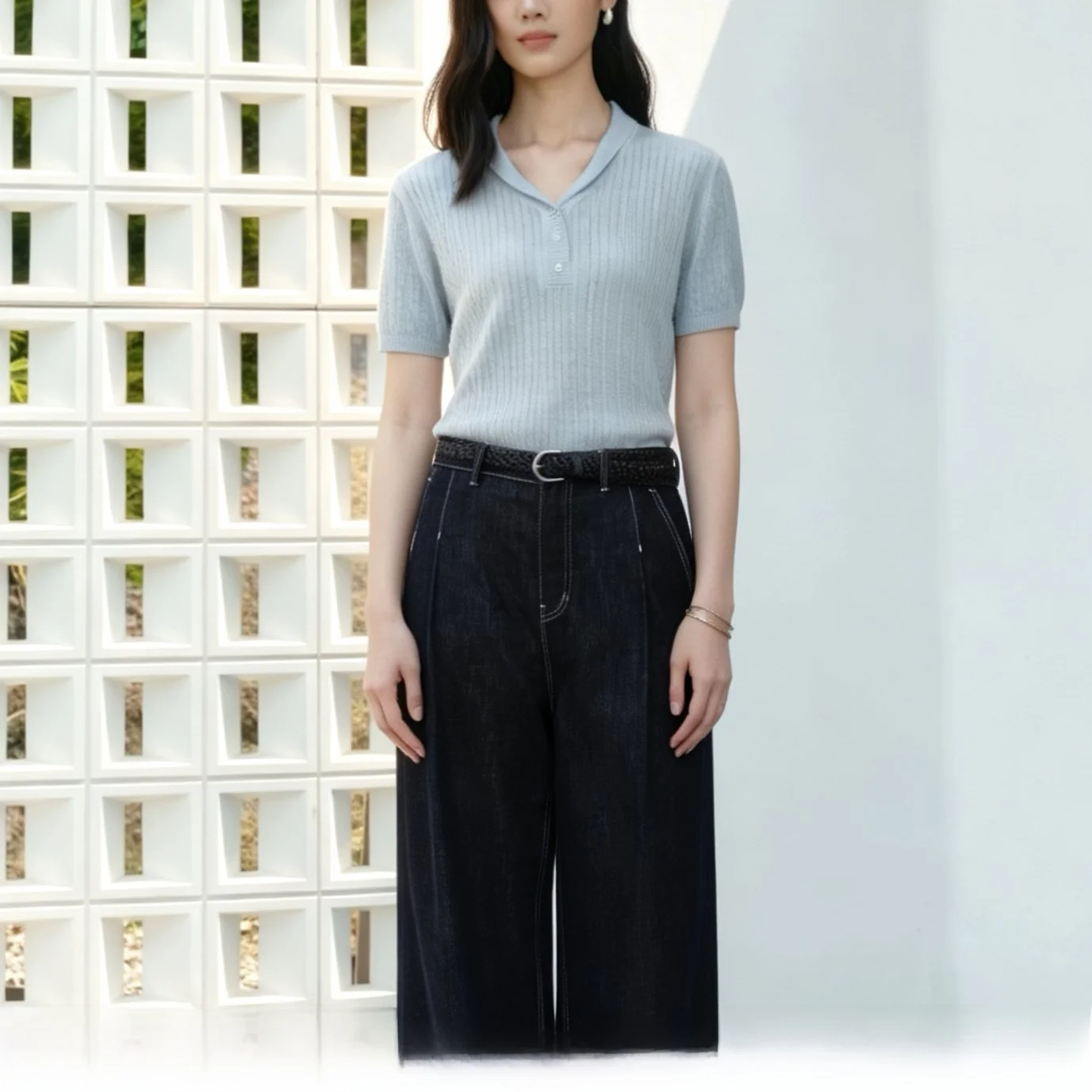 Elegant Linen Knitwear Women's Fashion Summer 2026 Short Sleeve Button up Half Open Collar Classic Preppy Style Top
Elegant Linen Knitwear Women's Fashion Summer 2026 Short Sleeve Button up Half Open Collar Classic Preppy Style Top
