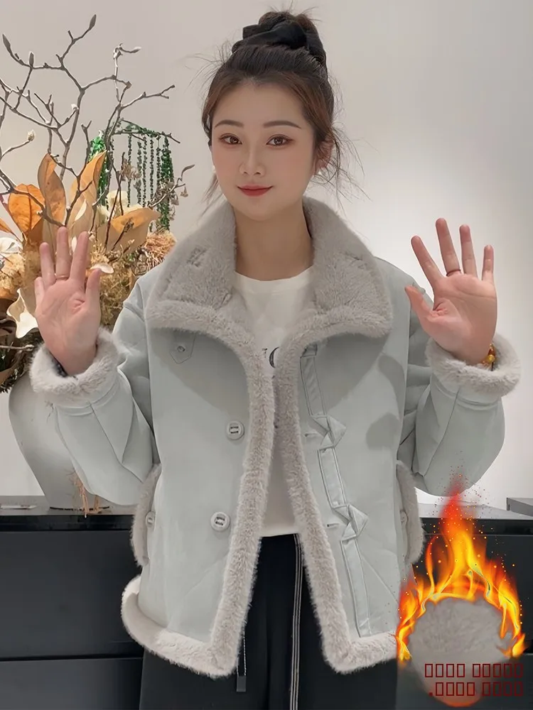 Уникальная красивая женская куртка из меха и кожи для ранней зимы, теплая, простая, свободного кроя, длинный рукав
Уникальная красивая женская куртка из меха и кожи для ранней зимы, теплая, простая, свободного кроя, длинный рукав