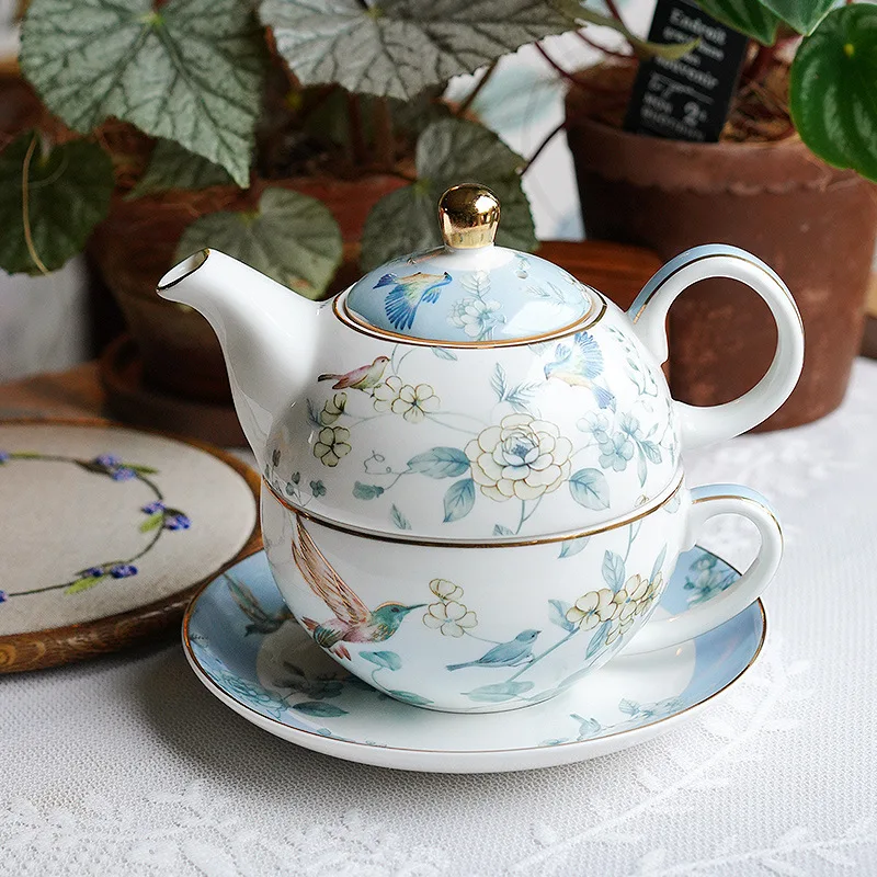 Creative English Teapot Afternoon Tea Set 1 Pot 1 Cup 1 Saucer with Spoon High-grade Exquisite Ceramic Tea Set Girlfriend Gift
Creative English Teapot Afternoon Tea Set 1 Pot 1 Cup 1 Saucer with Spoon High-grade Exquisite Ceramic Tea Set Girlfriend Gift