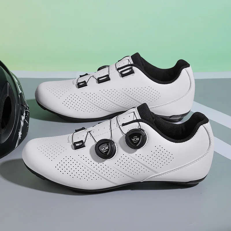 Unisex Competition Cycling Shoes Breathable Carbon Fiber Unlocked Road Cycling Shoes Autumn New Mesh Design
Unisex Competition Cycling Shoes Breathable Carbon Fiber Unlocked Road Cycling Shoes Autumn New Mesh Design