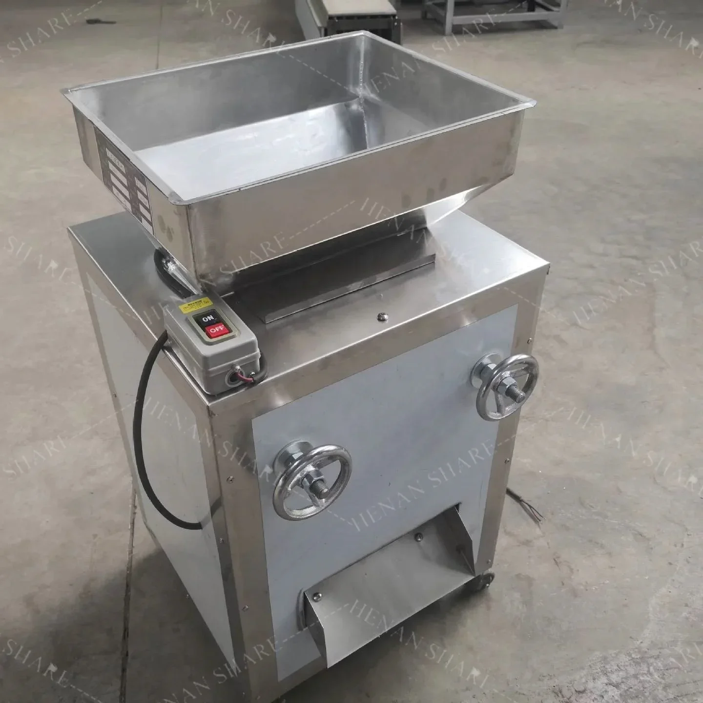Multifunctional Peanut Nut Grinding Automatic Food Processing Equipment Fine Crushing Device For Nut Raw Materia
Multifunctional Peanut Nut Grinding Automatic Food Processing Equipment Fine Crushing Device For Nut Raw Materia