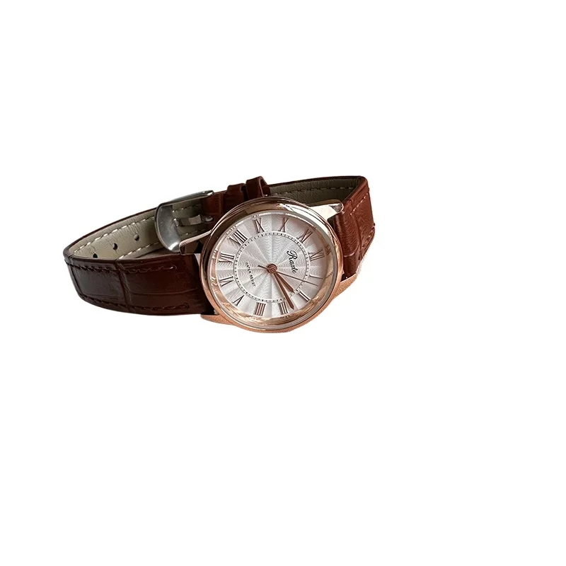 Korean version of simple watch women, retro literary Roman scale belt quartz women's watch
Korean version of simple watch women, retro literary Roman scale belt quartz women's watch