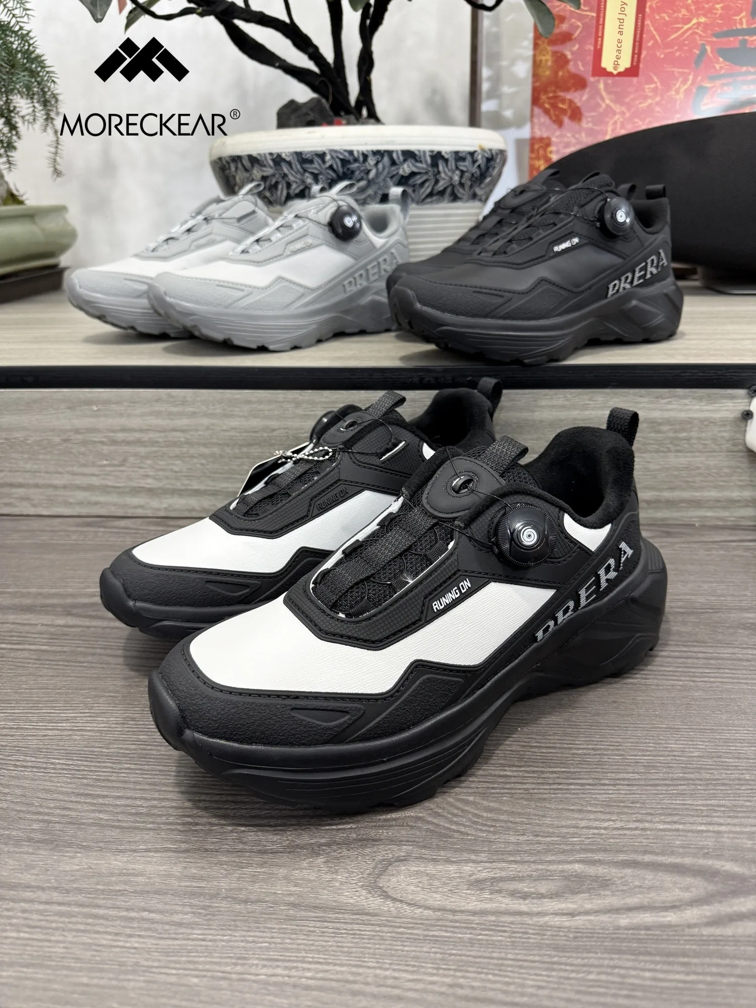 Comfortable Outdoor Running Shoes Men's Casual Sport Sneakers Breathable Rubber Sole round Toe Flat Heel Rotating Buckle Closure
Comfortable Outdoor Running Shoes Men's Casual Sport Sneakers Breathable Rubber Sole round Toe Flat Heel Rotating Buckle Closure