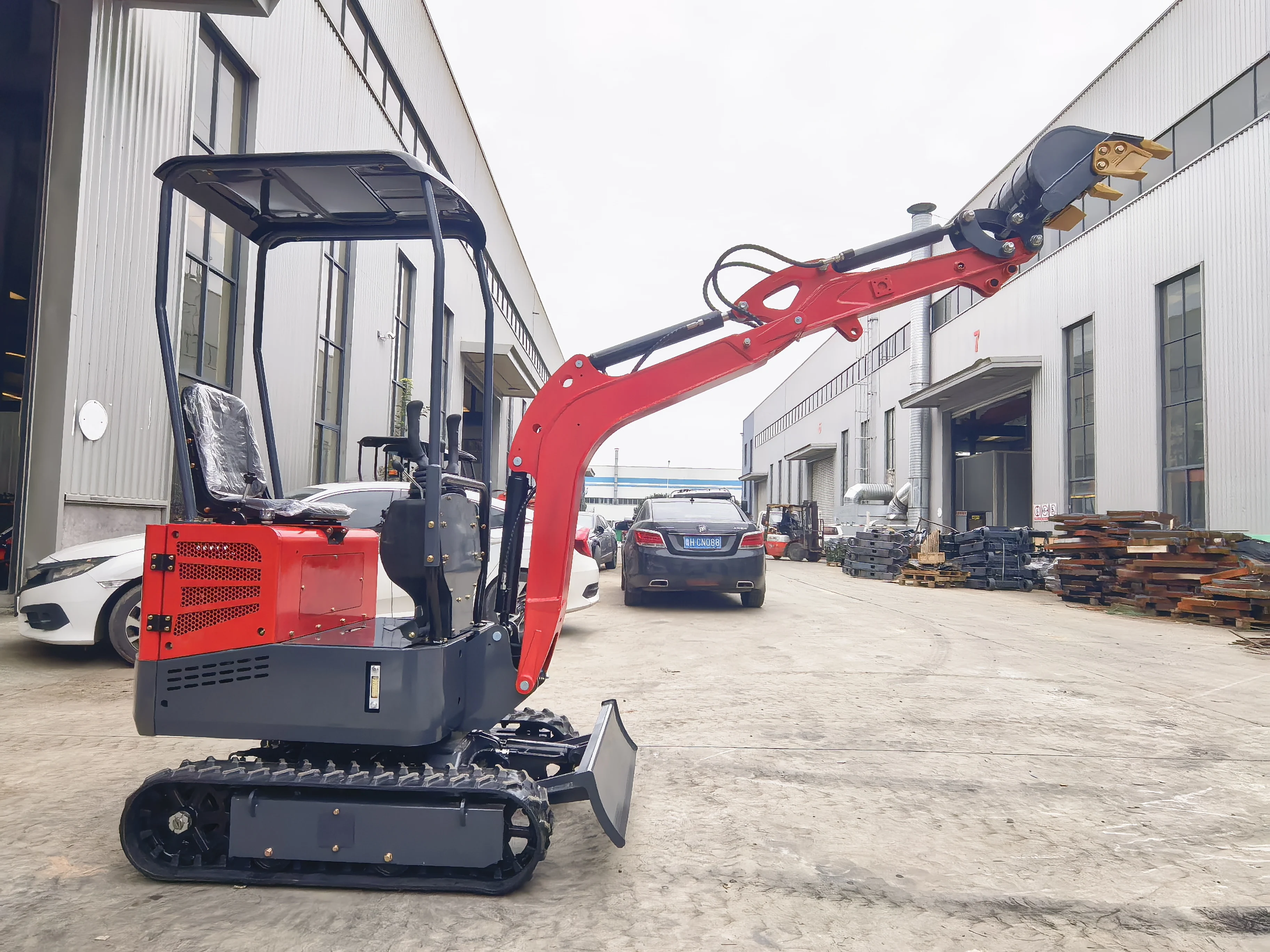 1 Ton 1.2 Ton Mini Excavator Kubota Engine Customized EURO 5 Excavator Diesel Engine Crawler Excavator for Farm Fast Delivery
1 Ton 1.2 Ton Mini Excavator Kubota Engine Customized EURO 5 Excavator Diesel Engine Crawler Excavator for Farm Fast Delivery