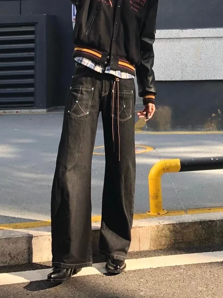 Cleanfit American Retro Turquoise Decorative Design Bent Knife Jeans Loose Wide Leg Lazy Pants for Men And Women
Cleanfit American Retro Turquoise Decorative Design Bent Knife Jeans Loose Wide Leg Lazy Pants for Men And Women