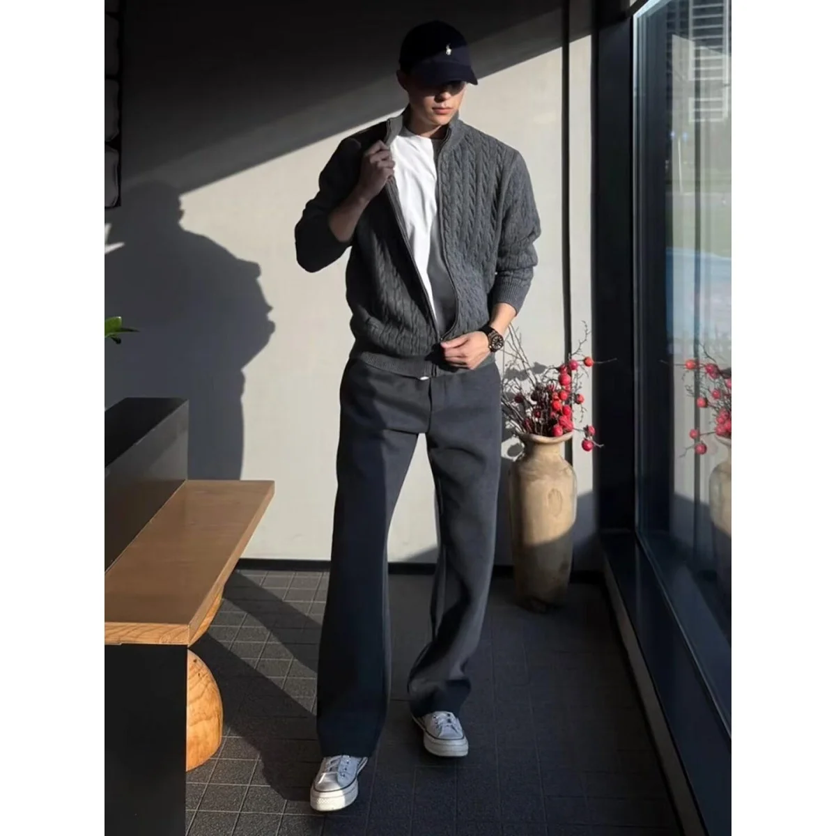 Мужской повседневный льняной свитер в полоску, свободного кроя, на пуговицах, для весны и лета, модный, молодежный, вязаный
Мужской повседневный льняной свитер в полоску, свободного кроя, на пуговицах, для весны и лета, модный, молодежный, вязаный