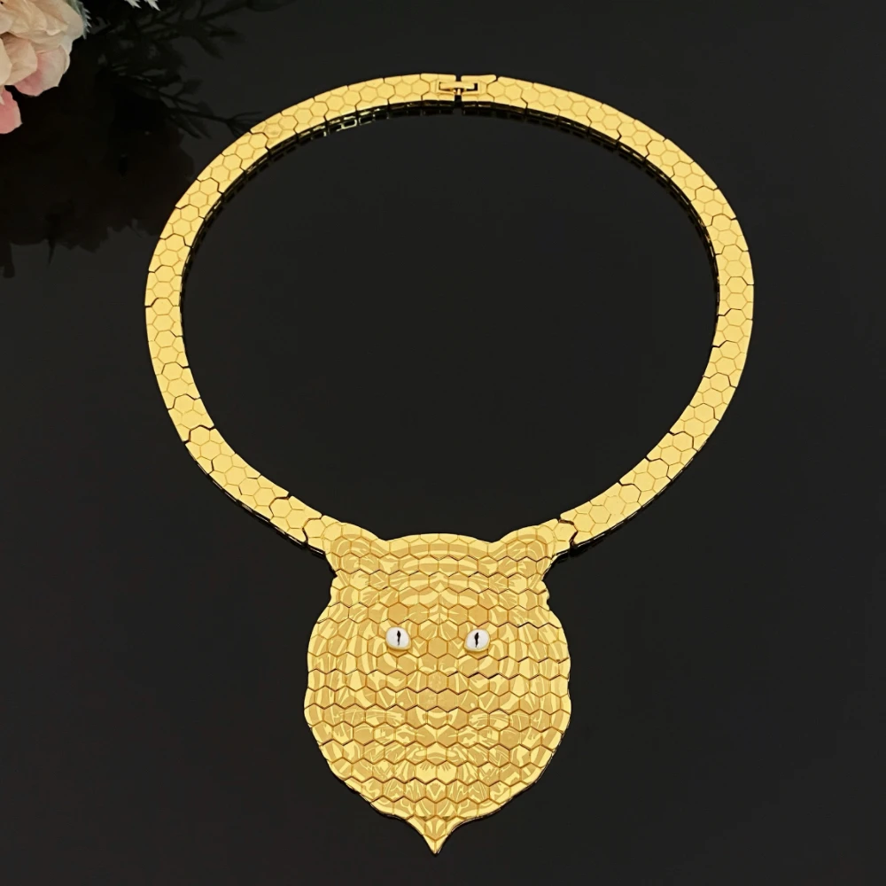 JRH Tiger Head Design Jewelry Set for Women Gold Plated Brass Bracelet Ring Necklace Earrings Luxury Gift for Dubai Party
JRH Tiger Head Design Jewelry Set for Women Gold Plated Brass Bracelet Ring Necklace Earrings Luxury Gift for Dubai Party