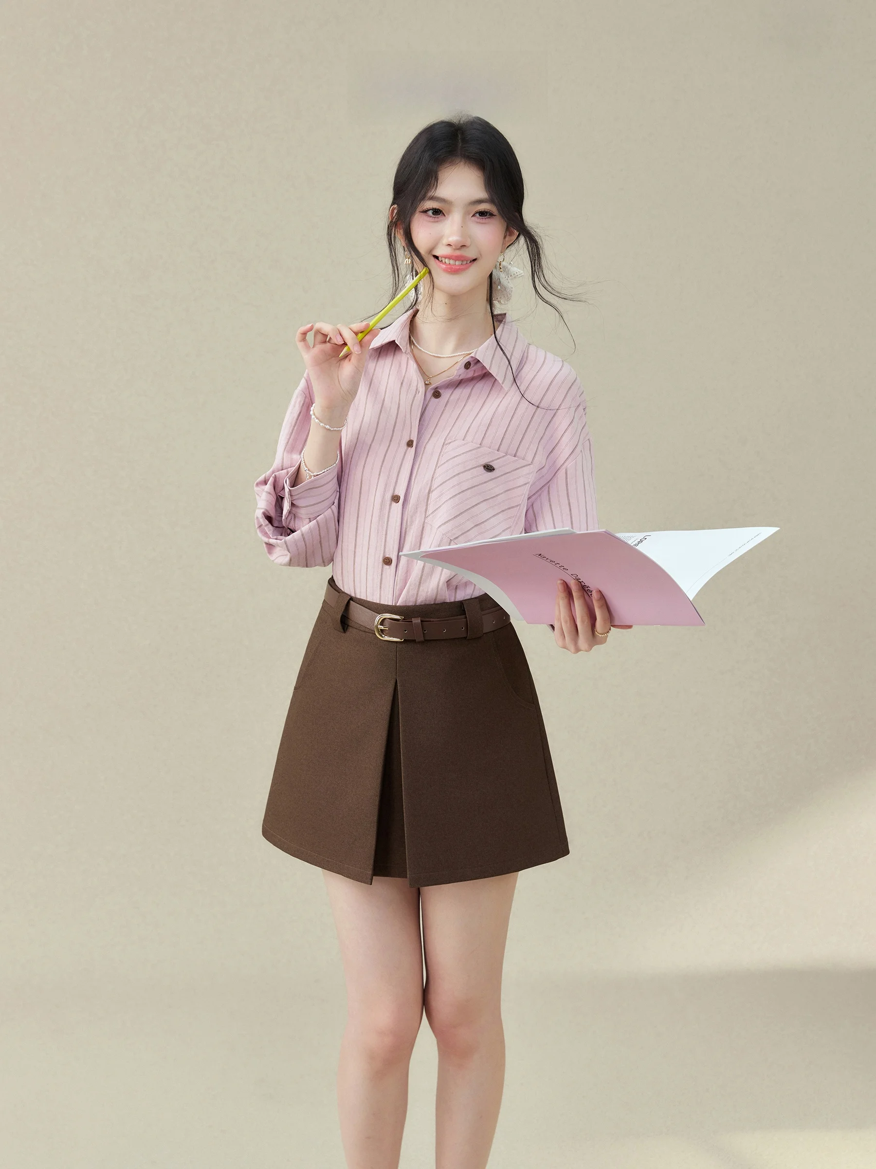 Qingfeng Long Sleeve Striped Shirt Women's Loose Fit Spring Fashion plus Size Pink Stripe Casual Shirt Office Style Turn-down...
Qingfeng Long Sleeve Striped Shirt Women's Loose Fit Spring Fashion plus Size Pink Stripe Casual Shirt Office Style Turn-down...