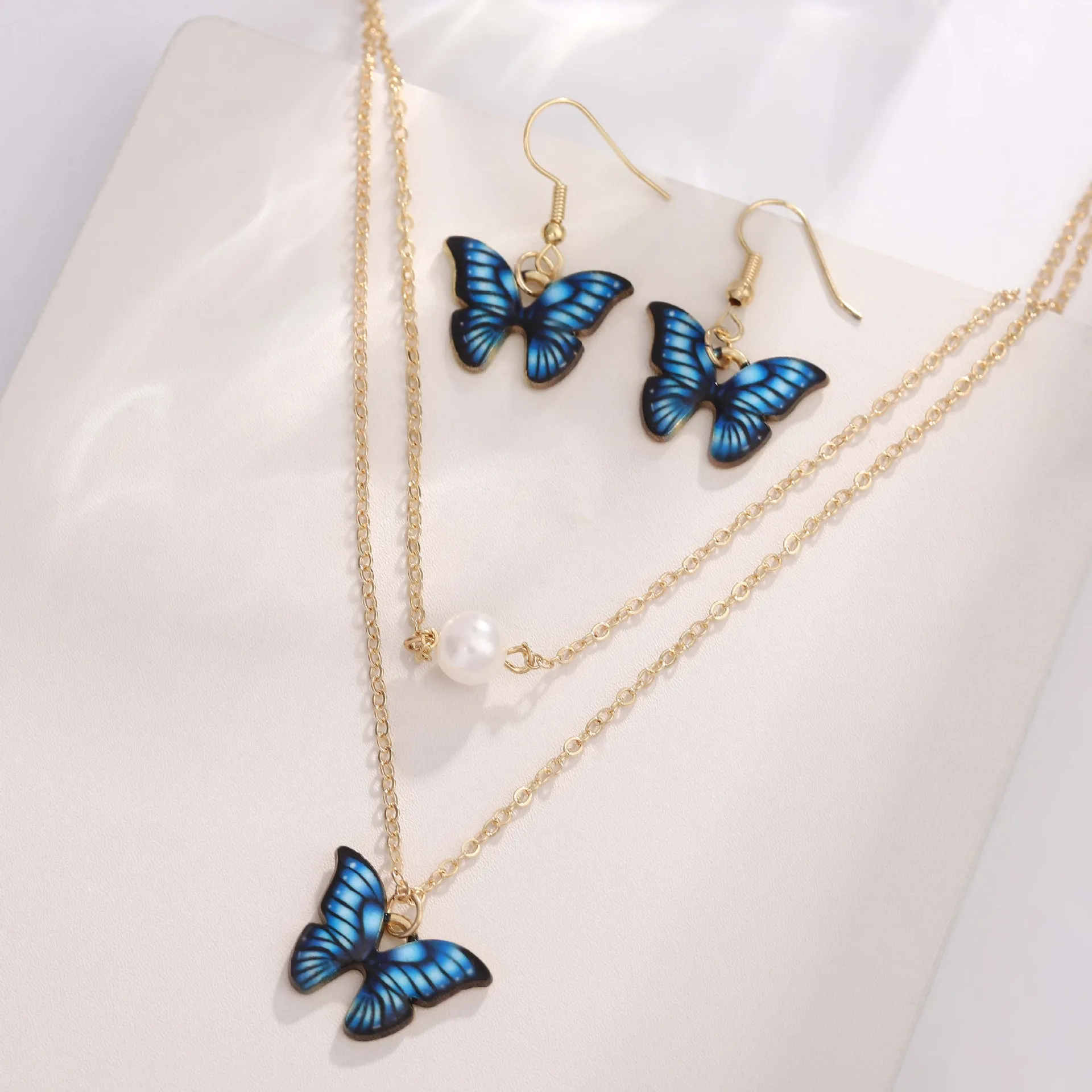 Hot Selling Pearl Butterfly Fashion Versatile Pendant Necklace Earrings Bracelet Jewelry Set In Europe And America
Hot Selling Pearl Butterfly Fashion Versatile Pendant Necklace Earrings Bracelet Jewelry Set In Europe And America