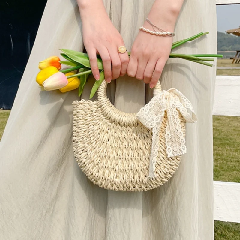 Straw bag2026New silk scarf woven bag, popular women's bag, shoulder and crossbody bag, versatile handbag, basket bag
Straw bag2026New silk scarf woven bag, popular women's bag, shoulder and crossbody bag, versatile handbag, basket bag