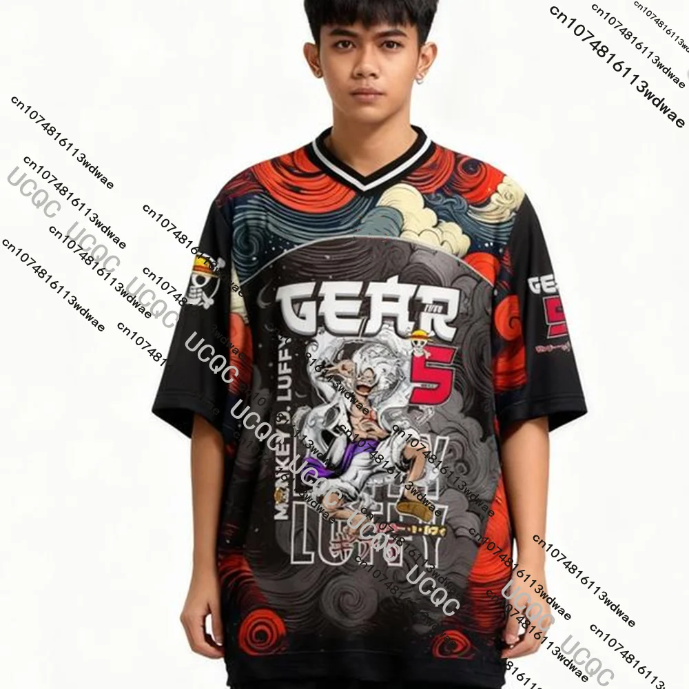 Футболка One Piece Zoro Luffy в стиле аниме, летняя, оверсайз, дышащая, модная, с V-образным вырезом, спортивная, уличная одежда, новая, для косплея
Футболка One Piece Zoro Luffy в стиле аниме, летняя, оверсайз, дышащая, модная, с V-образным вырезом, спортивная, уличная одежда, новая, для косплея