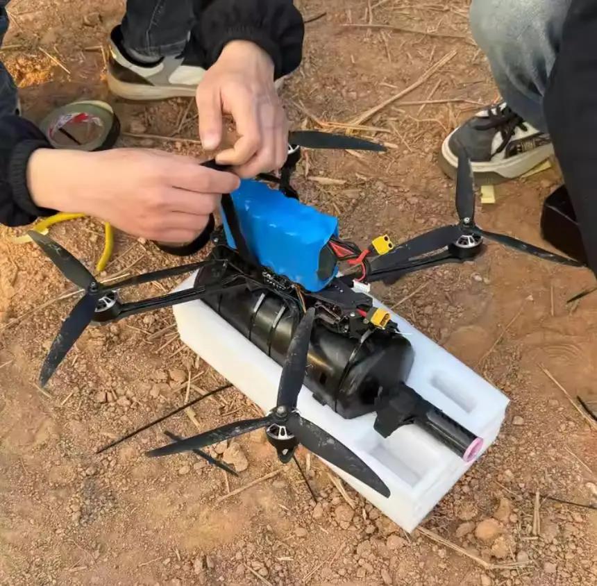 FPV Optical Fiber Drone Kit 0.3mm Fiber 2km 3km 5km 10km 15km 20km fibre Optic Image Data Module Optical Fiber Communication
FPV Optical Fiber Drone Kit 0.3mm Fiber 2km 3km 5km 10km 15km 20km fibre Optic Image Data Module Optical Fiber Communication