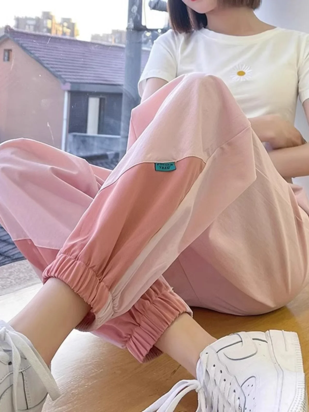 plus Size Ice Silk Sports Pants High Waist Loose Casual Summer Pink Japanese Sweet Style Fatty Large Size Casual Pants
plus Size Ice Silk Sports Pants High Waist Loose Casual Summer Pink Japanese Sweet Style Fatty Large Size Casual Pants