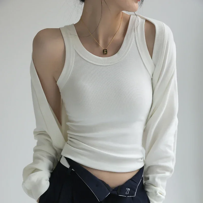 Women Summer Basic Elastic TankTop Solid color Round Neck Ribbed Tank Top Camisole Women One-piece Vest with Chest Pad Y2K
Women Summer Basic Elastic TankTop Solid color Round Neck Ribbed Tank Top Camisole Women One-piece Vest with Chest Pad Y2K