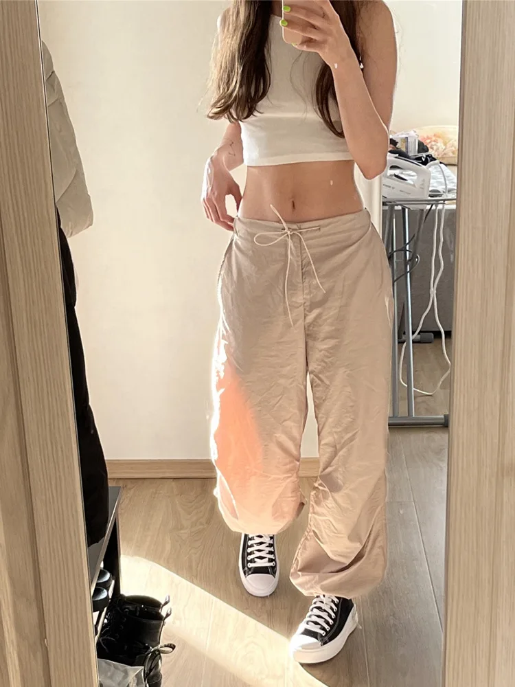 Women Fashion Parachute Pants Casual Solid Low Waist Drawstring Baggy Trousers Female Vintage High Elastic Waist Cargo Pants
Women Fashion Parachute Pants Casual Solid Low Waist Drawstring Baggy Trousers Female Vintage High Elastic Waist Cargo Pants