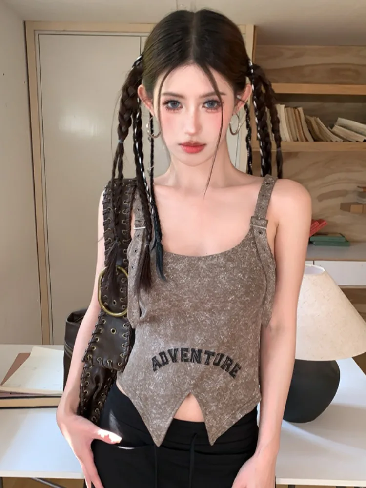 Adjustable Strap Vest Top Women's Summer New Style Retro Design Irregular Short Length Sleeveless Fashion Citywalk Polyester ...
Adjustable Strap Vest Top Women's Summer New Style Retro Design Irregular Short Length Sleeveless Fashion Citywalk Polyester ...