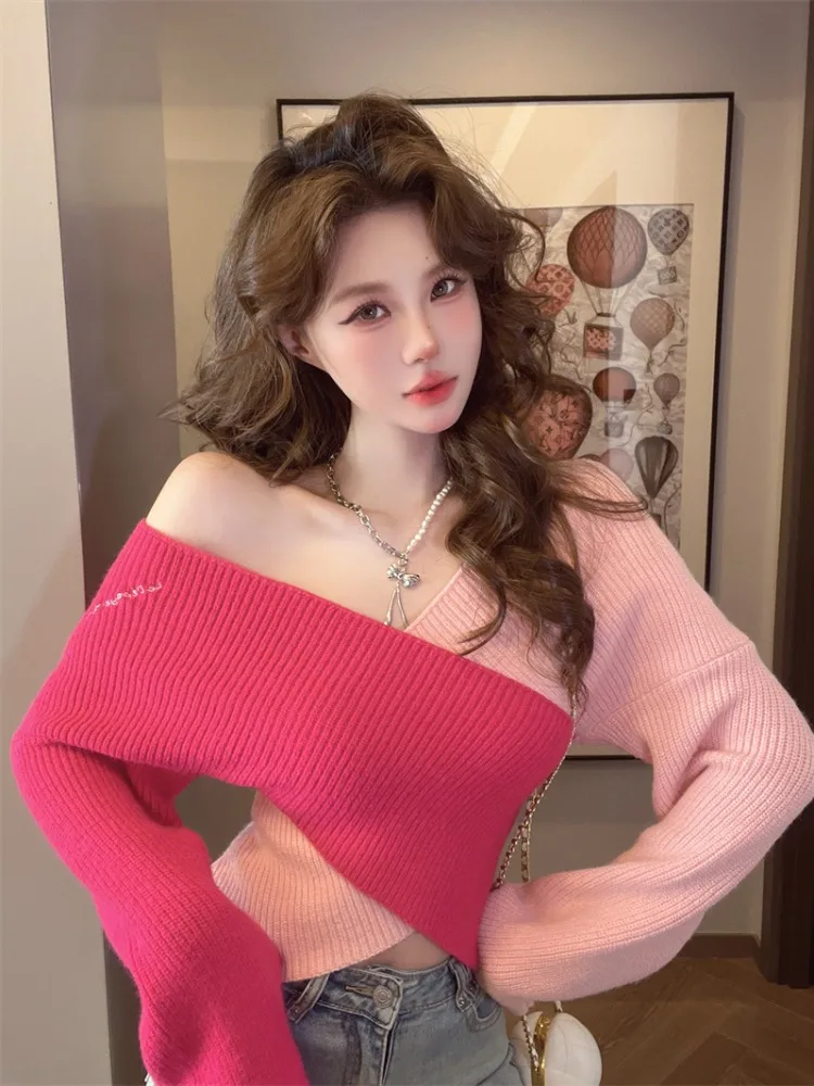 Sweet Spicy Sexy Knitted Cross One-Shoulder Long Sleeve Color Block Autumn Winter Women's Fashion Design Top Ladylike Slim Fit
Sweet Spicy Sexy Knitted Cross One-Shoulder Long Sleeve Color Block Autumn Winter Women's Fashion Design Top Ladylike Slim Fit