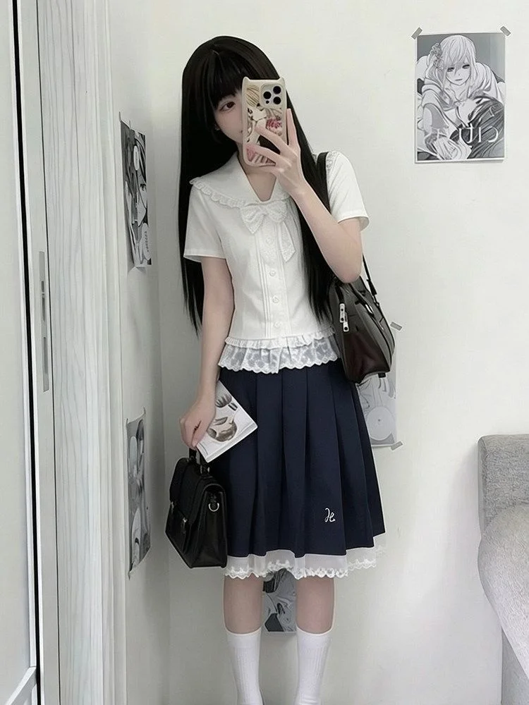 Summer Navy Collar Lace Patchwork Short Sleeve Shirt And High Waist Pleated Skirt Set College Style Women's Fashion Outfit
Summer Navy Collar Lace Patchwork Short Sleeve Shirt And High Waist Pleated Skirt Set College Style Women's Fashion Outfit