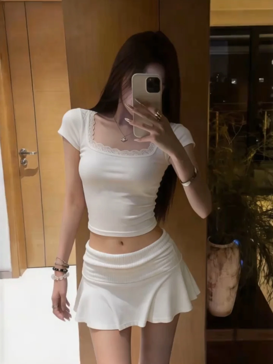Korean Style Summer Pure Desire White Lace Trim Slim Fit Short Top High Waist Short Skirt Two Piece Set Women's Fashion
Korean Style Summer Pure Desire White Lace Trim Slim Fit Short Top High Waist Short Skirt Two Piece Set Women's Fashion