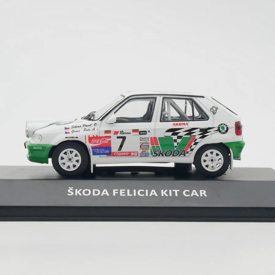 IXO 1:43 Scale Diecast Alloy Racing Toys Skoda Felicia Kit Cars Model Classics Nostalgia Adult Gifts Souvenir Static Display
IXO 1:43 Scale Diecast Alloy Racing Toys Skoda Felicia Kit Cars Model Classics Nostalgia Adult Gifts Souvenir Static Display