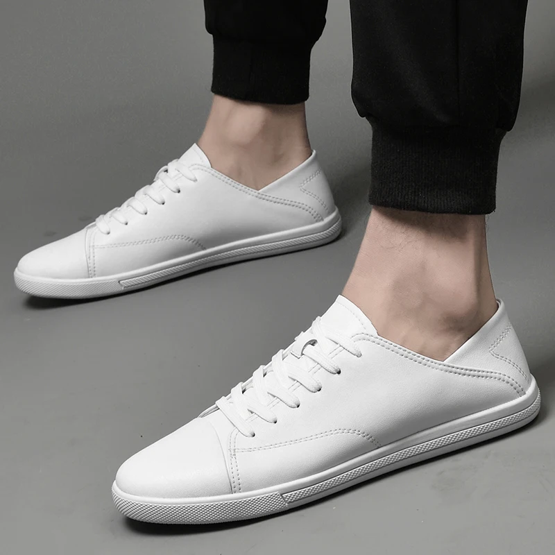 Classic Men's Comfortable Lace Up Two-layer Cowhide Classic White Shoes Fashion Brand New Men's Outdoor Soft Soled Board Shoes
Classic Men's Comfortable Lace Up Two-layer Cowhide Classic White Shoes Fashion Brand New Men's Outdoor Soft Soled Board Shoes