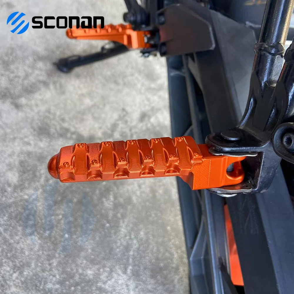 For DUKE 125 200 250 390 Duke125 Duke200 Duke250 Duke390 Rear Foot Pegs Footrests Pedals Motorcycle Accessories
For DUKE 125 200 250 390 Duke125 Duke200 Duke250 Duke390 Rear Foot Pegs Footrests Pedals Motorcycle Accessories