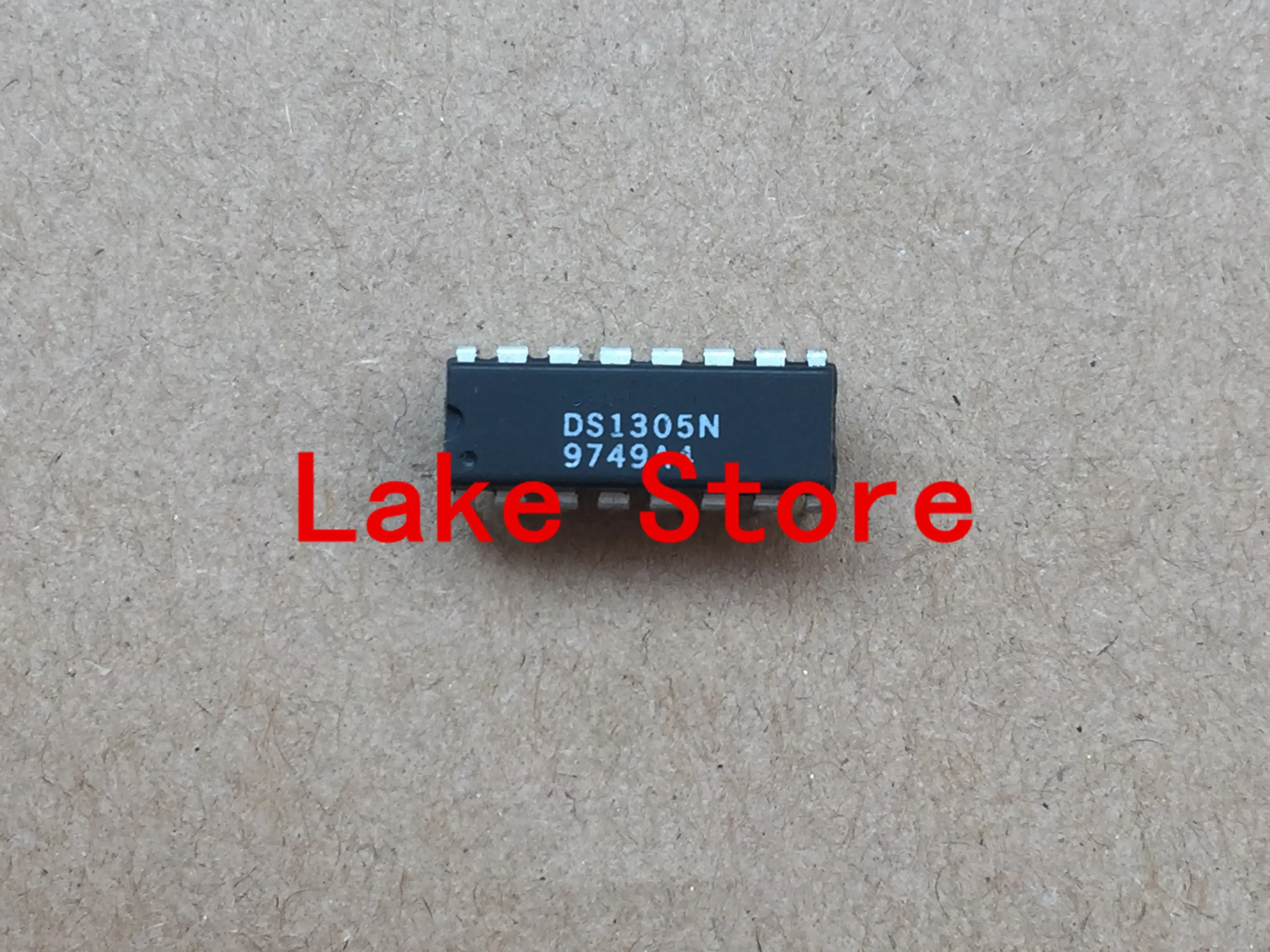 AC 5 unids/lote DS1305N DS1305 DIP DS1315 DS1315-56
AC 5 unids/lote DS1305N DS1305 DIP DS1315 DS1315-56