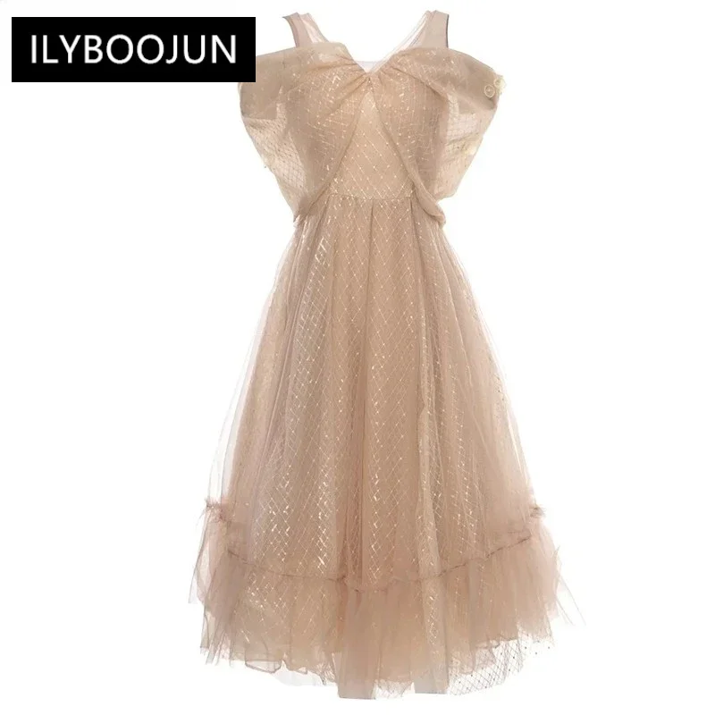 Dresses For Women 2023 Runway Luxury Brand Elegant High Quality Summer Spaghetti Strap Square Collar Dot Splicing Mesh Dress
Dresses For Women 2023 Runway Luxury Brand Elegant High Quality Summer Spaghetti Strap Square Collar Dot Splicing Mesh Dress
