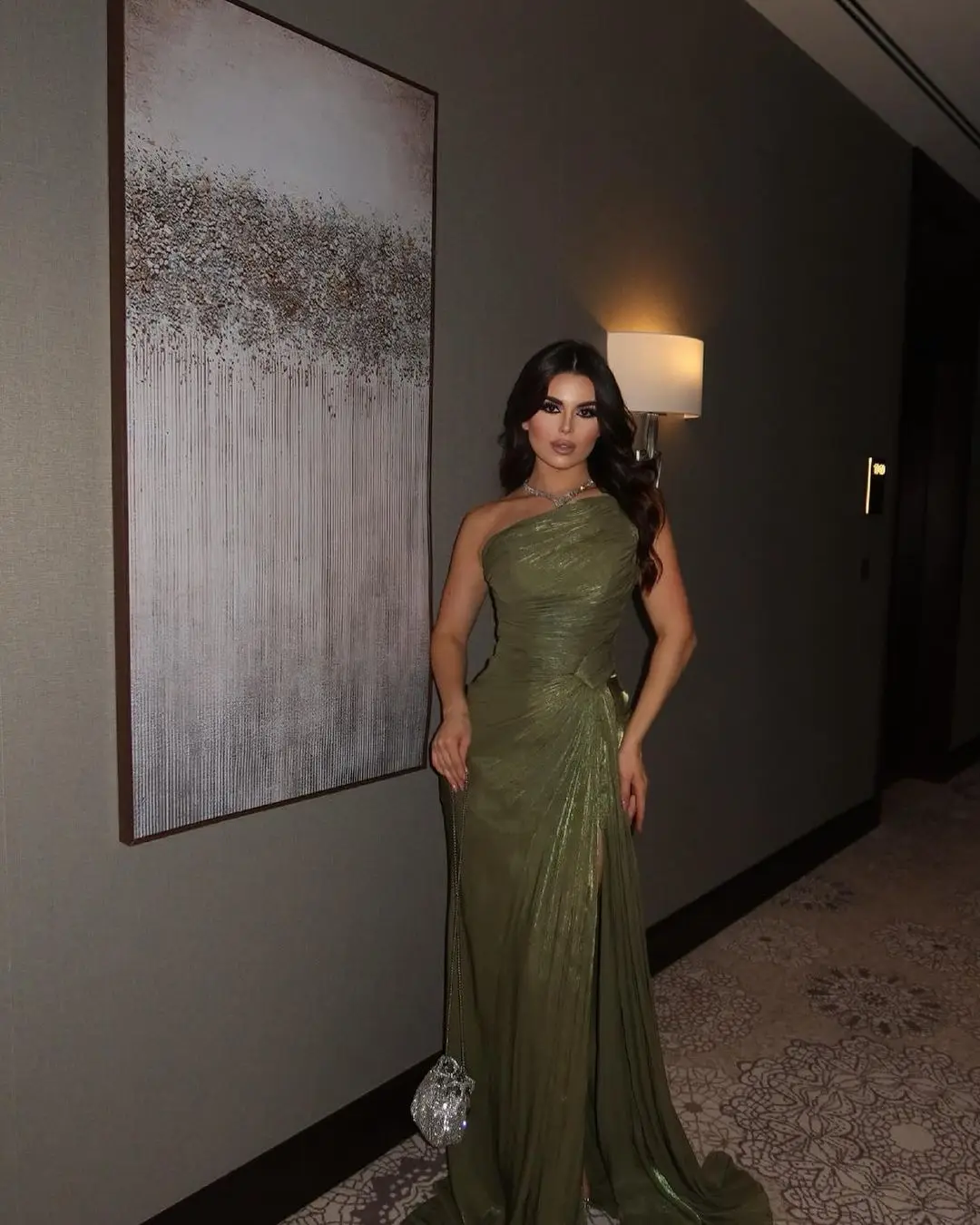 Customized One Shoulder Sleeveless Prom Dresses Pleated Side Split Floor Length Evening Dresses Party Dresses
Customized One Shoulder Sleeveless Prom Dresses Pleated Side Split Floor Length Evening Dresses Party Dresses