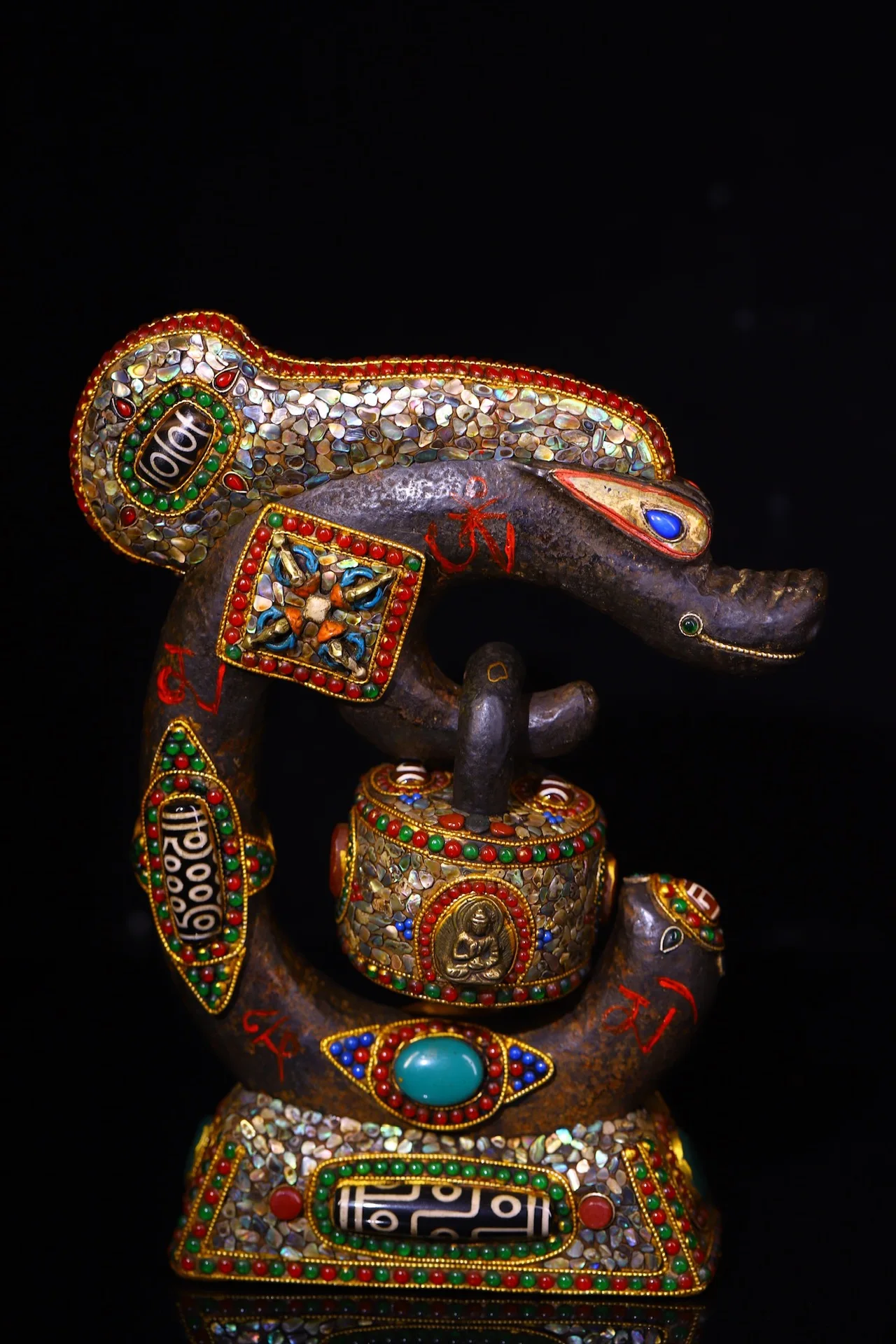 10”Tibetan Temple Collection Old Natural Meteorite Mosaic Gem Shell Unicorn Statue Buddha Bell Buddhist Niche Worship Hall
10”Tibetan Temple Collection Old Natural Meteorite Mosaic Gem Shell Unicorn Statue Buddha Bell Buddhist Niche Worship Hall