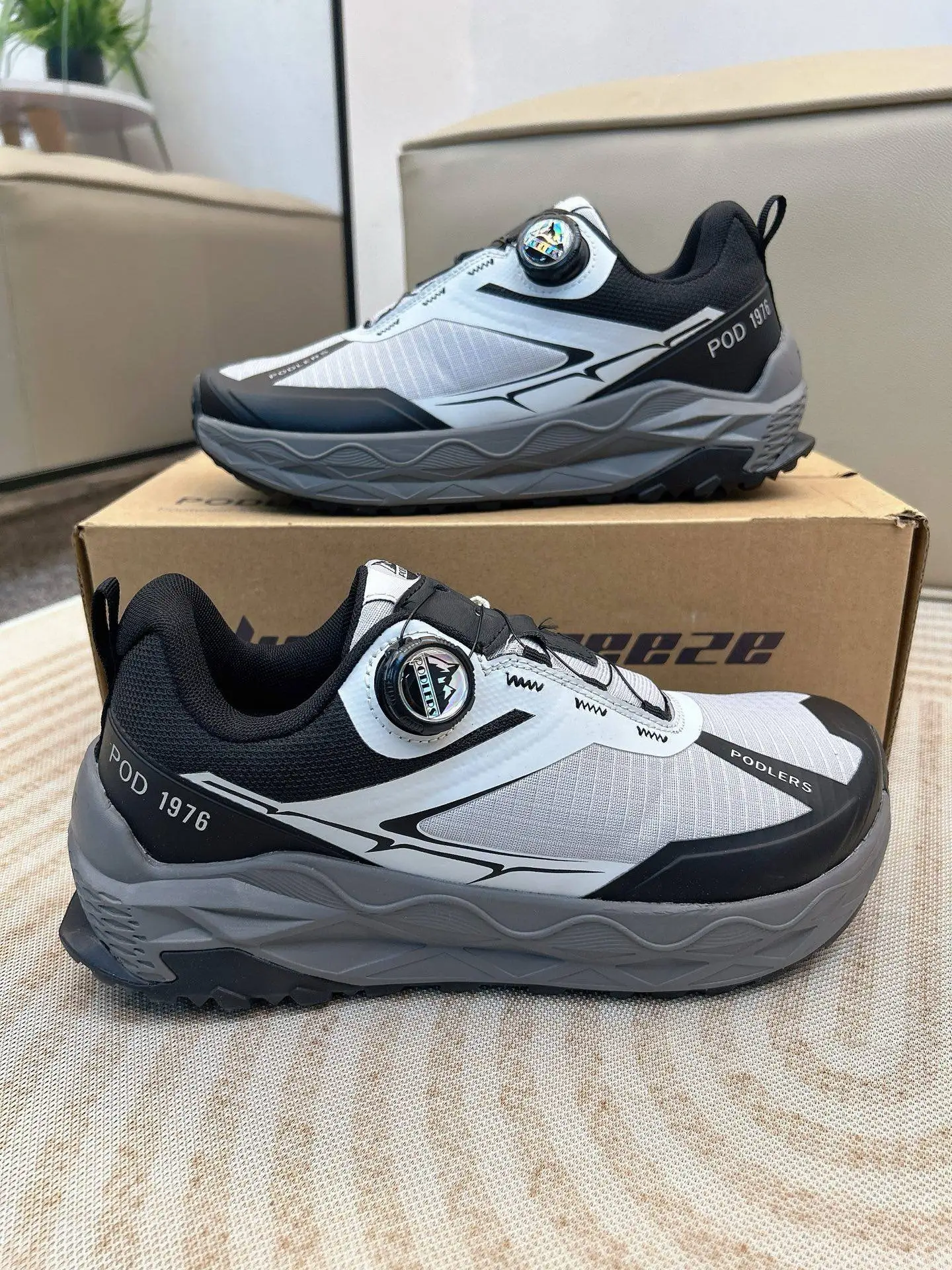 Новинка 2026 года: Хит продаж – Нескользящие, износостойкие кроссовки для ходьбы с исключительным сцеплением. Премиальная обувь для походов и повседневной носки.
Новинка 2026 года: Хит продаж – Нескользящие, износостойкие кроссовки для ходьбы с исключительным сцеплением. Премиальная обувь для походов и повседневной носки.