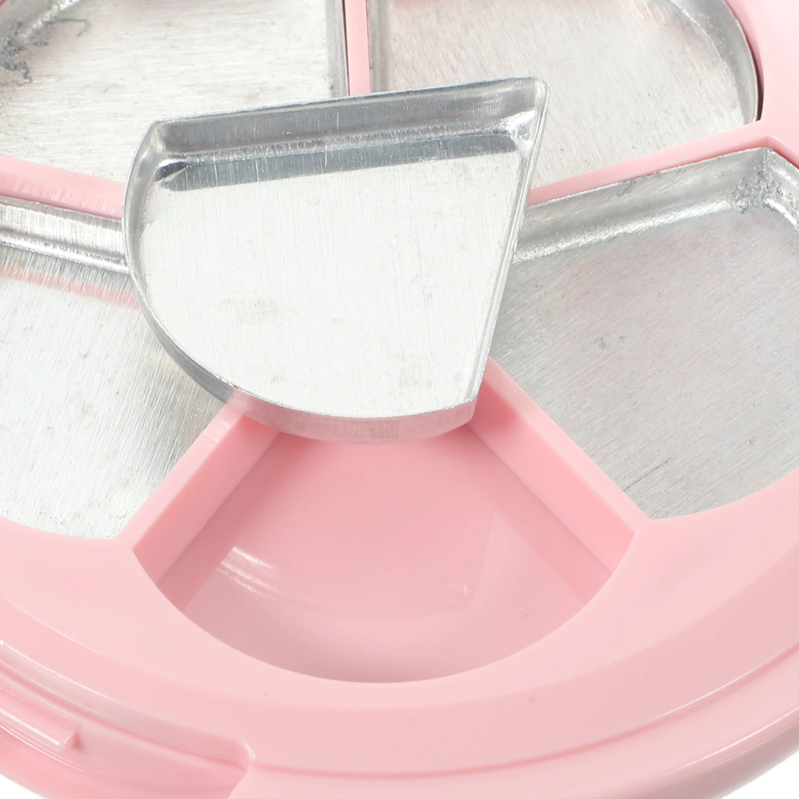 2 Sets Lipstick Box 5 Grids Portable Travel Eyeshadow Palette Refillable Blush Container Plastic Makeup Supplies
2 Sets Lipstick Box 5 Grids Portable Travel Eyeshadow Palette Refillable Blush Container Plastic Makeup Supplies
