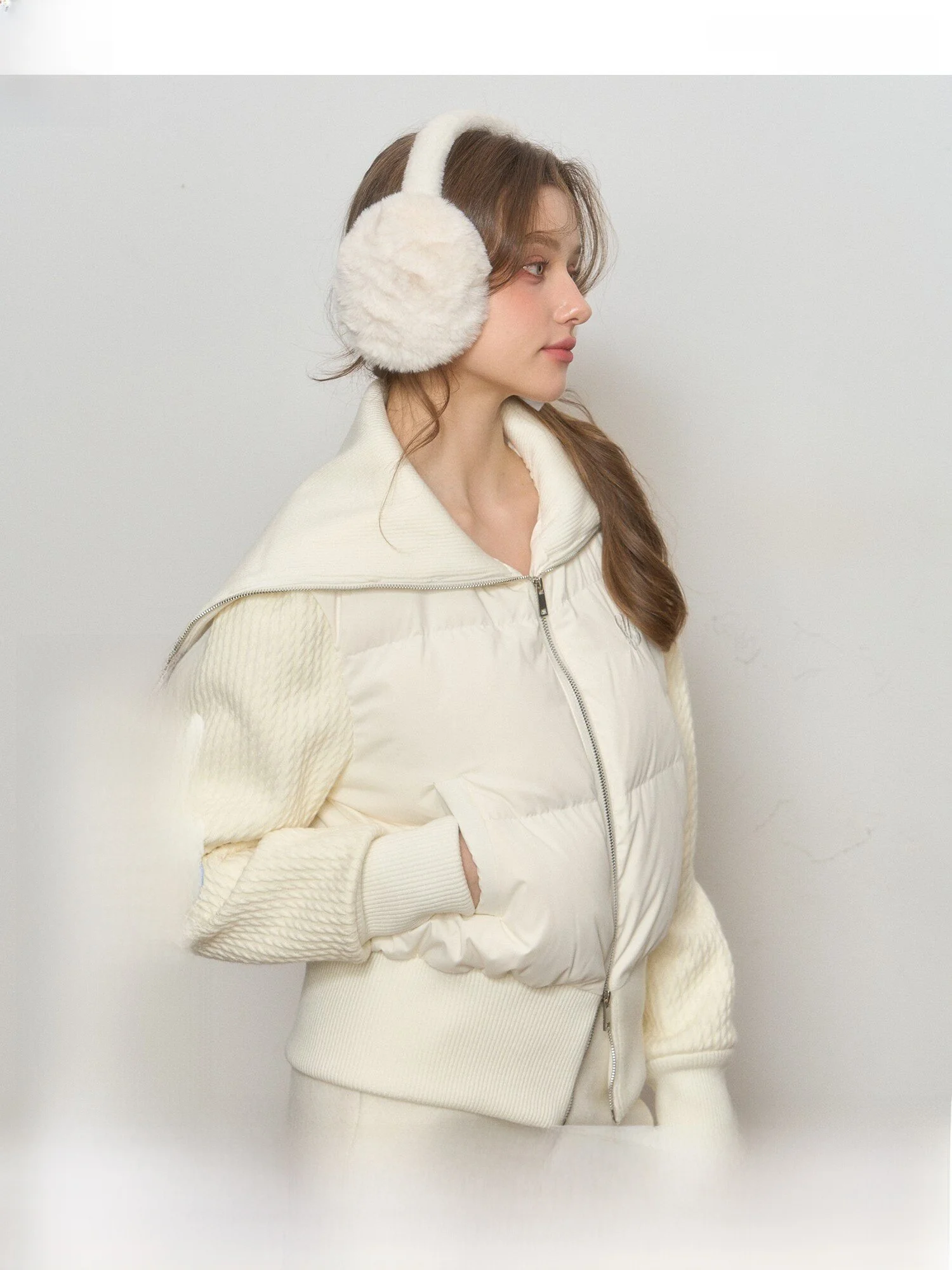 QDQD Design Sensation Short White Navy Collar Sweater Sleeve Patchwork Women's Winter Puffer Jacket Sweet Style Slim Fit Duck...
QDQD Design Sensation Short White Navy Collar Sweater Sleeve Patchwork Women's Winter Puffer Jacket Sweet Style Slim Fit Duck...