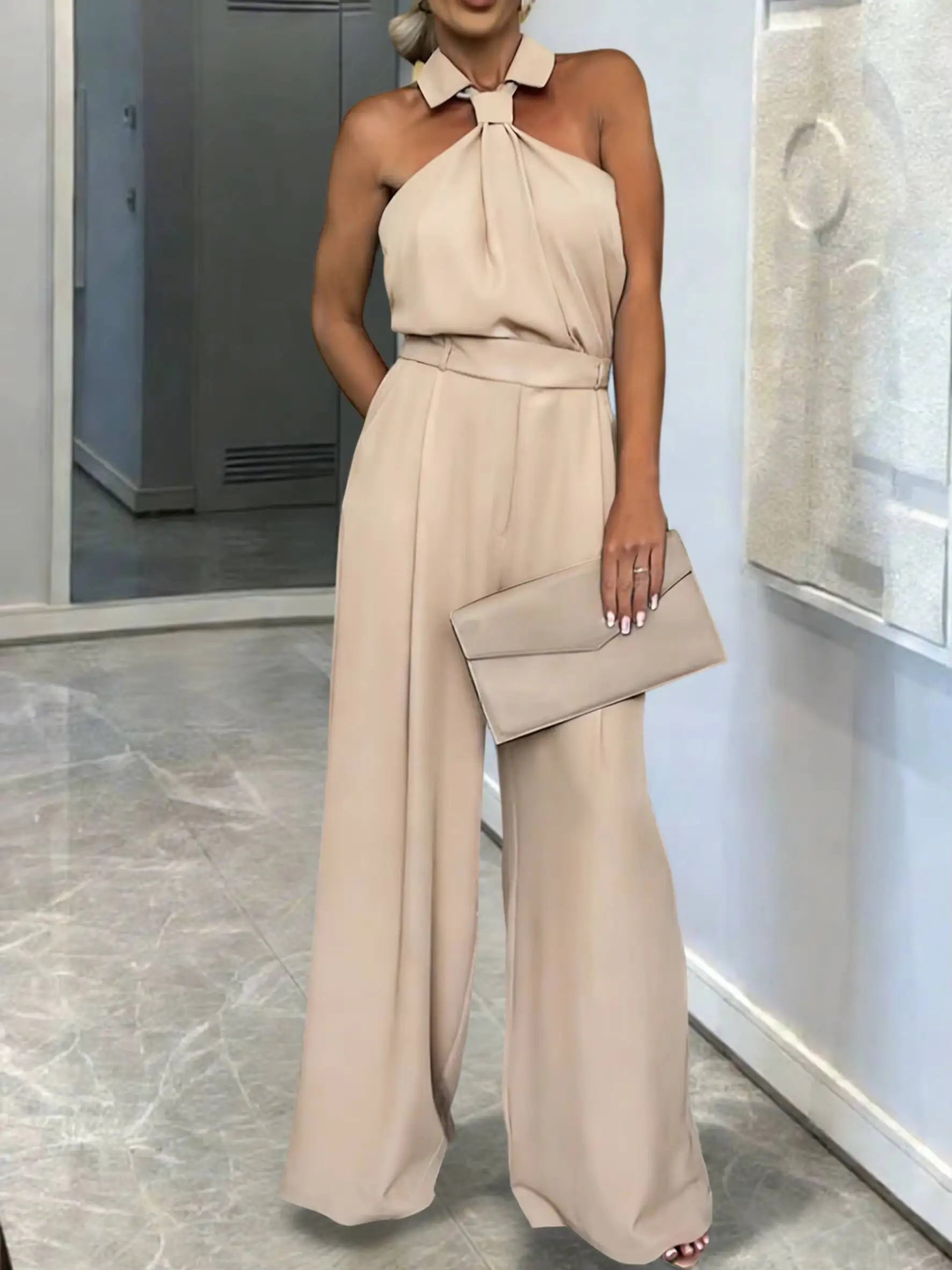 Women's Khaki Jumpsuit Halter Neck Backless Belted High Waist Wide Leg Smocked Back Elegant Office Work Spring Summer Romper
Women's Khaki Jumpsuit Halter Neck Backless Belted High Waist Wide Leg Smocked Back Elegant Office Work Spring Summer Romper