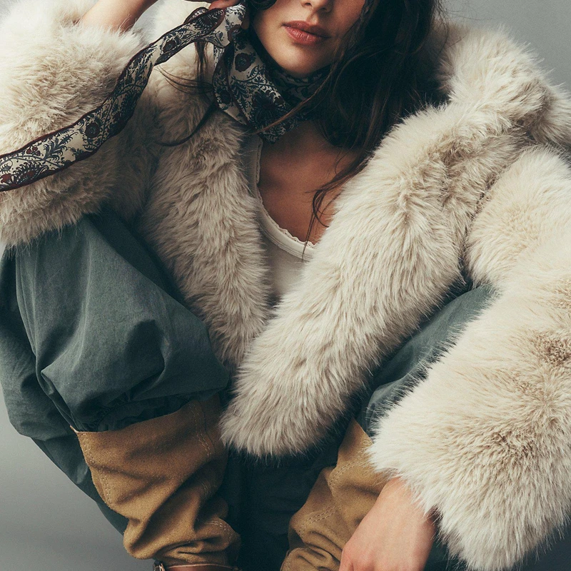 Combhasaki женская укороченная куртка из искусственного меха с длинным рукавом, удобная однотонная повседневная осенне-зимняя теплая куртка с капюшоном, верхняя одежда, уличная одежда
Combhasaki женская укороченная куртка из искусственного меха с длинным рукавом, удобная однотонная повседневная осенне-зимняя теплая куртка с капюшоном, верхняя одежда, уличная одежда