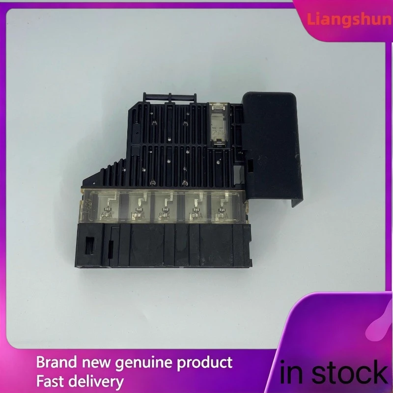 New 5pcs/lot 100% original genuine relay:Automotive battery fuse chip
New 5pcs/lot 100% original genuine relay:Automotive battery fuse chip