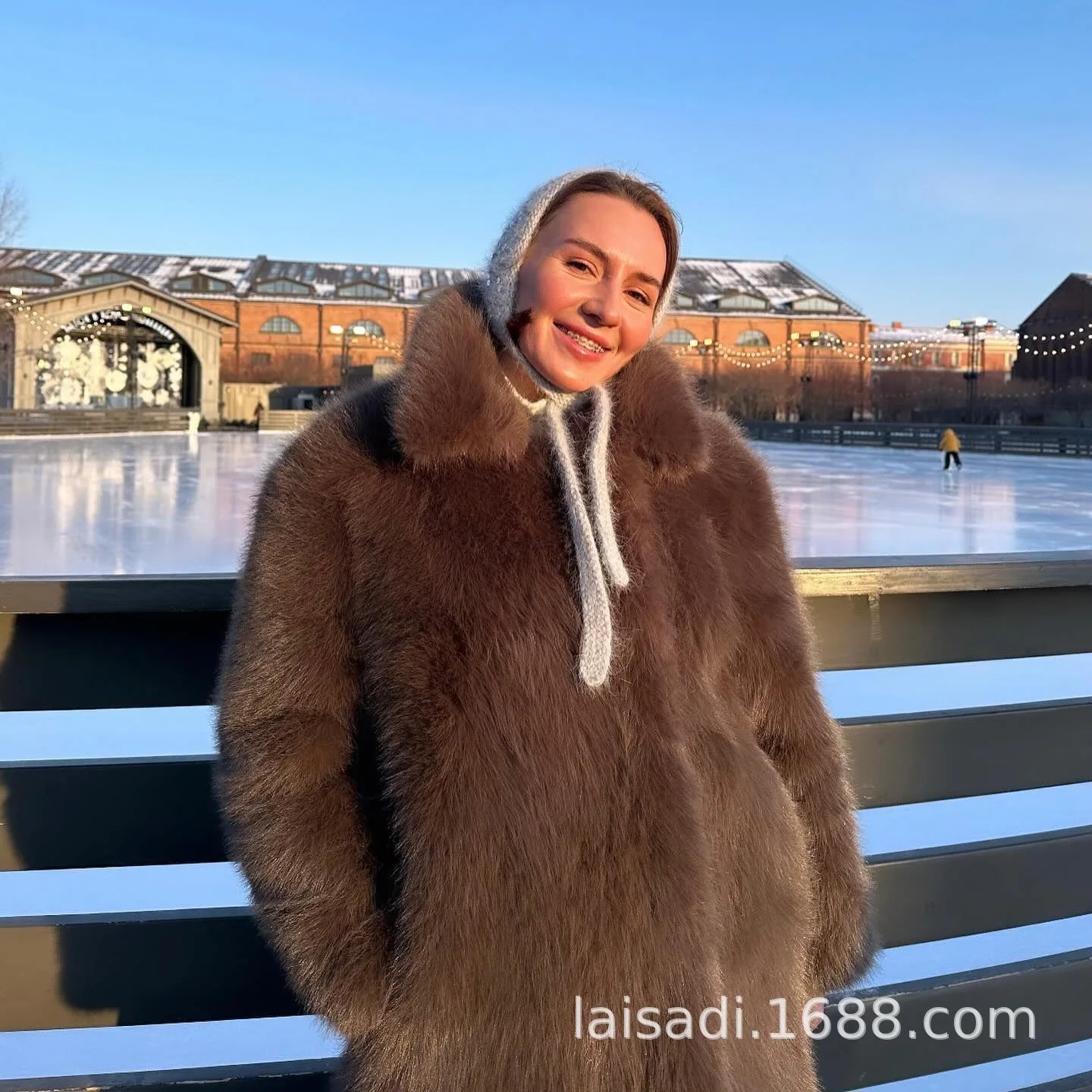 Winter New Fashion Women's Solid Color Turn-down Collar Long Sleeve Casual Daily Trendy Elegant Faux Fur Coats Female Clothes
Winter New Fashion Women's Solid Color Turn-down Collar Long Sleeve Casual Daily Trendy Elegant Faux Fur Coats Female Clothes