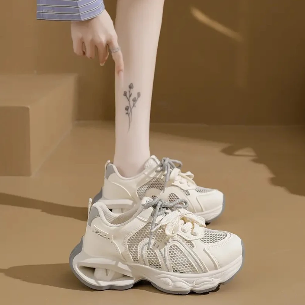 Summer New Women's Breathable Fashion Dad Shoes
Summer New Women's Breathable Fashion Dad Shoes